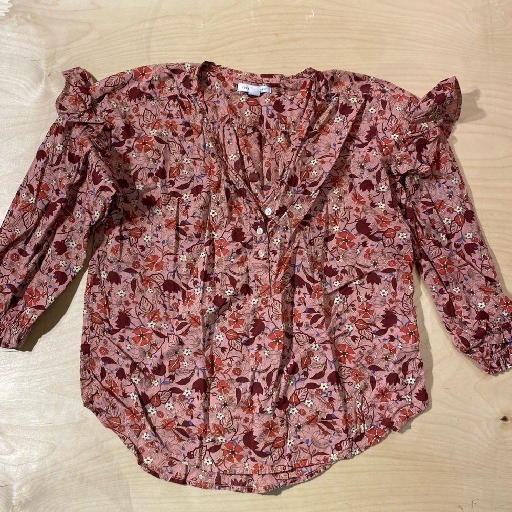 Free Assembly Blouse Small (BF) - Picture 2 of 10